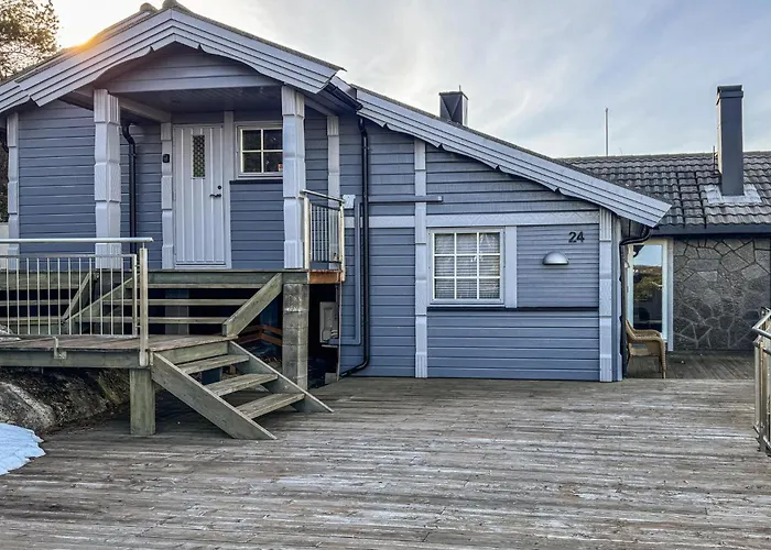 Feriehus Awesome In With Wifi Fevåg